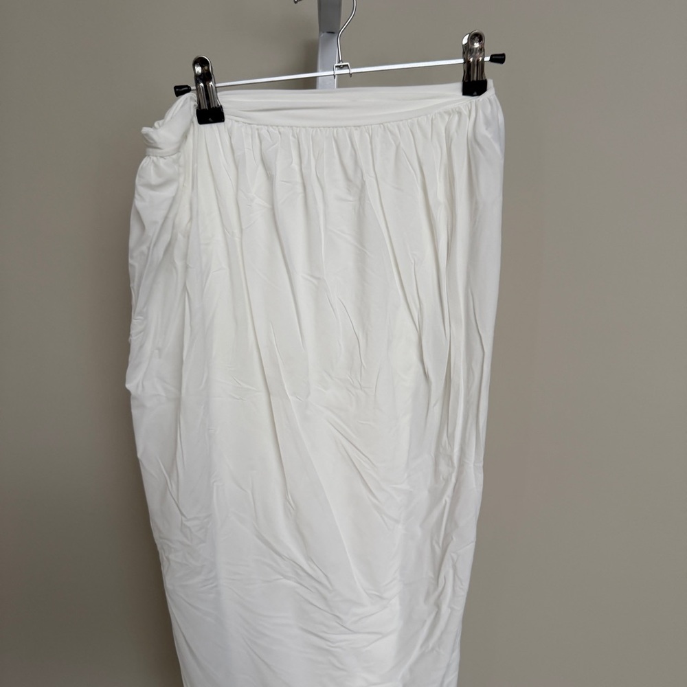 Amazuin MUSIA OFF WHITE top and skirt set - Picture 5 of 10